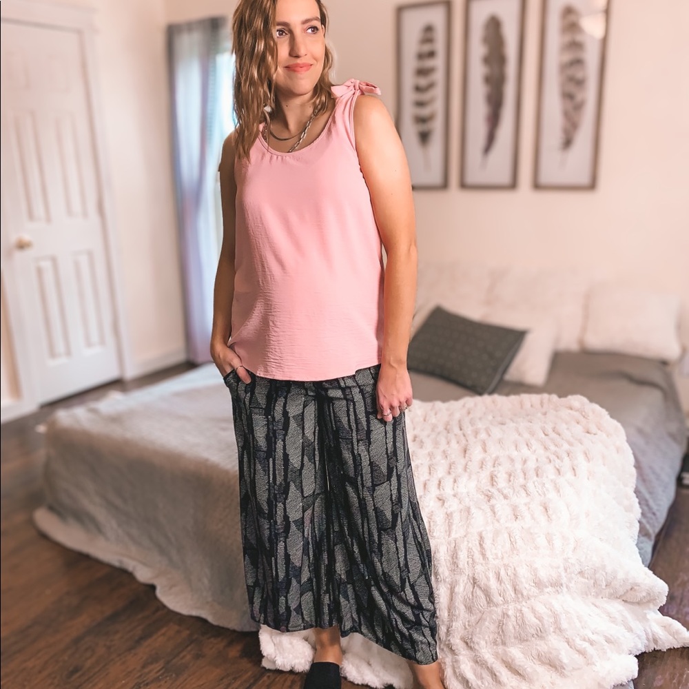 PinkBlush Maternity Black Wide Leg Crop Pants M